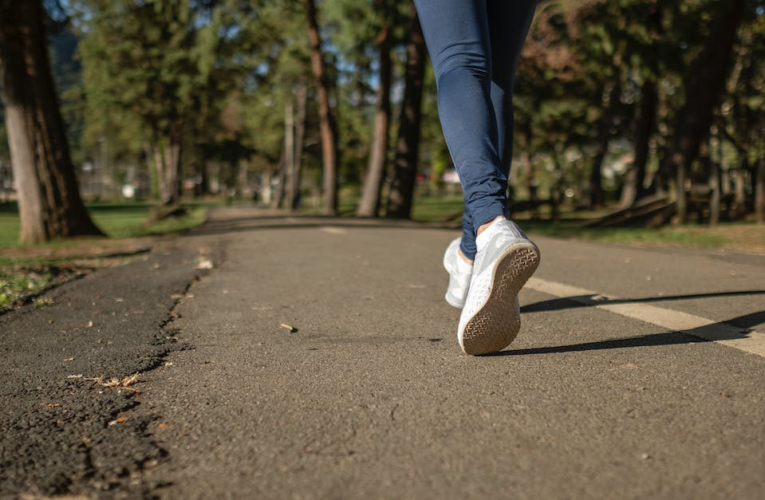 Czy Nike to jedynie marka czy ikona stylu i prestiżu?